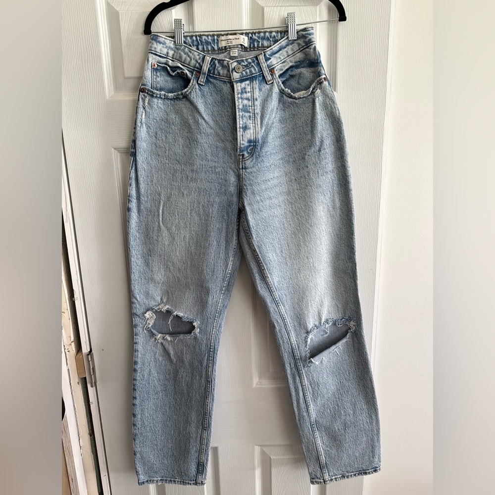 Abercrombie & Fitch Curve Love High Rise Dad Jean - Picture 2 of 6